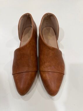 Catherine Malandrino Brown Pointed D'Orsay Flats